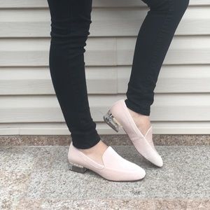 NWT Light pink loafers